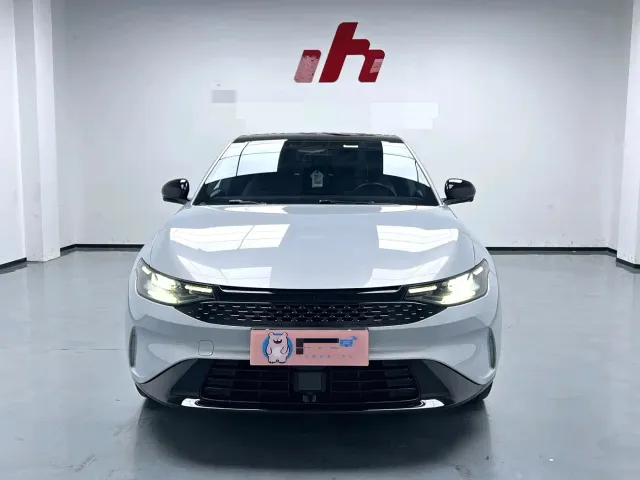 Leapmotor C01 — Фото автомобиля 2