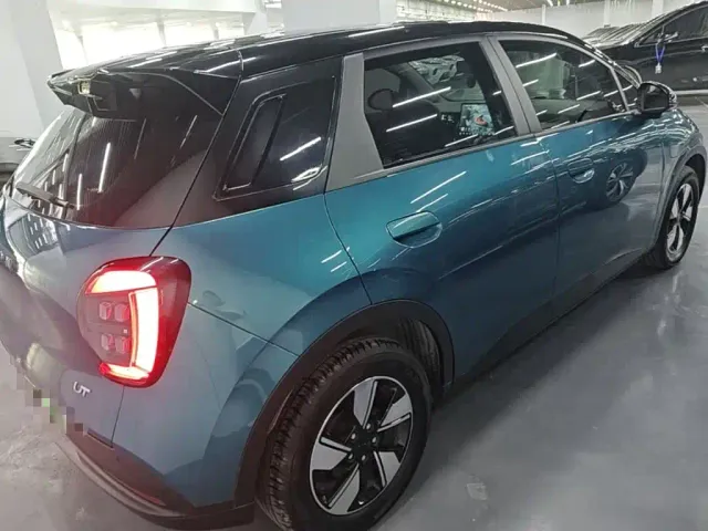 GAC Aion UT — Фото автомобиля 6