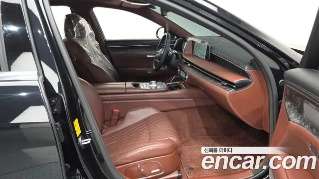 Genesis G90 Бензин 3.5 турбо AWD — Фото автомобиля 14