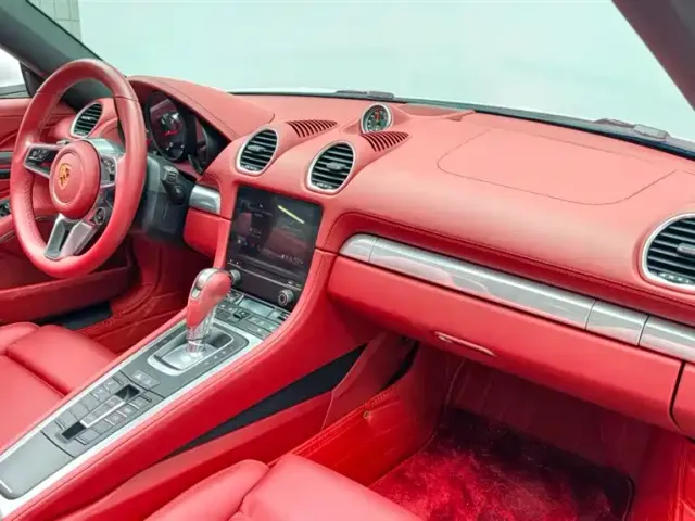 Porsche 718 — Фото автомобиля 10