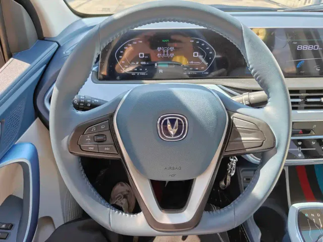 Changan Benben E-Star — Фото автомобиля 14