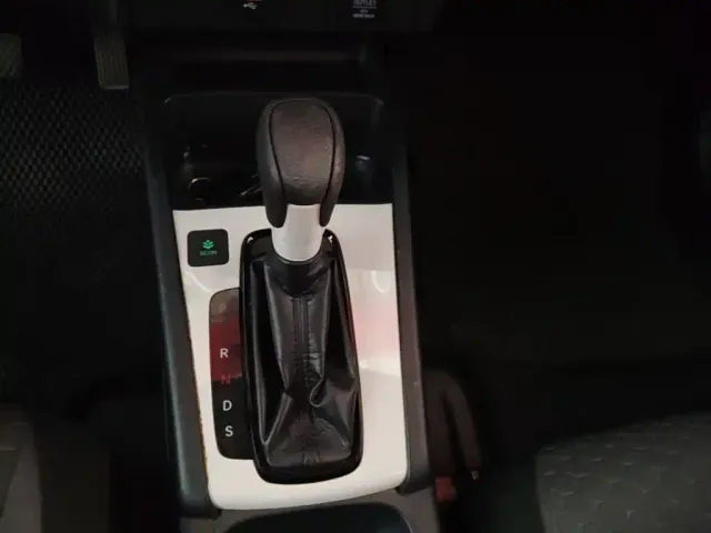 Honda Fit — Фото автомобиля 13