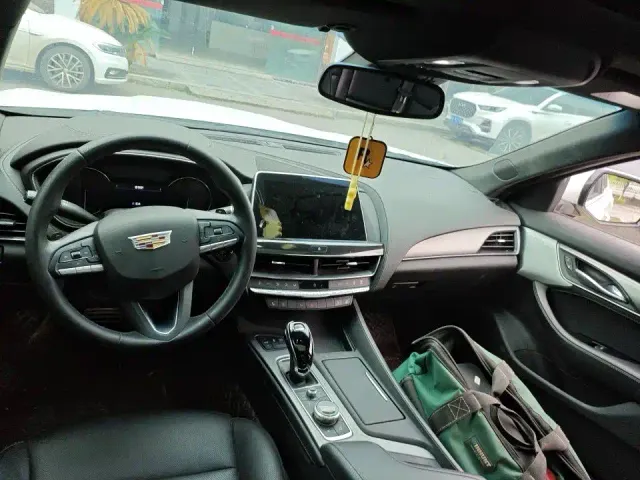Cadillac CT5 — Фото автомобиля 7