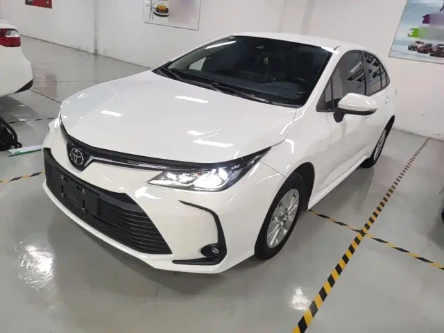 Фотография автомобиля — Toyota Corolla