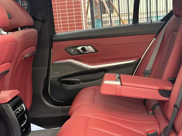 BMW 3 Series — Фото автомобиля 15
