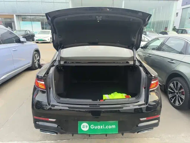 Geely Xingrui — Фото автомобиля 18