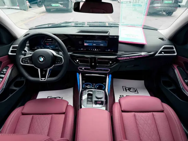 BMW 3 Series — Фото автомобиля 5