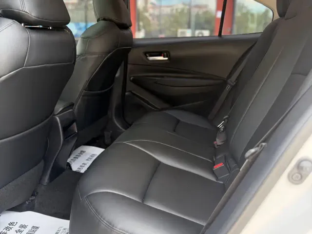 Toyota Corolla — Фото автомобиля 11