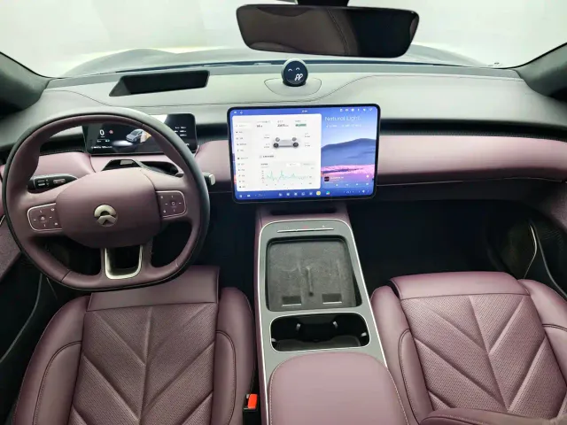 Nio ET5 Touring — Фото автомобиля 10
