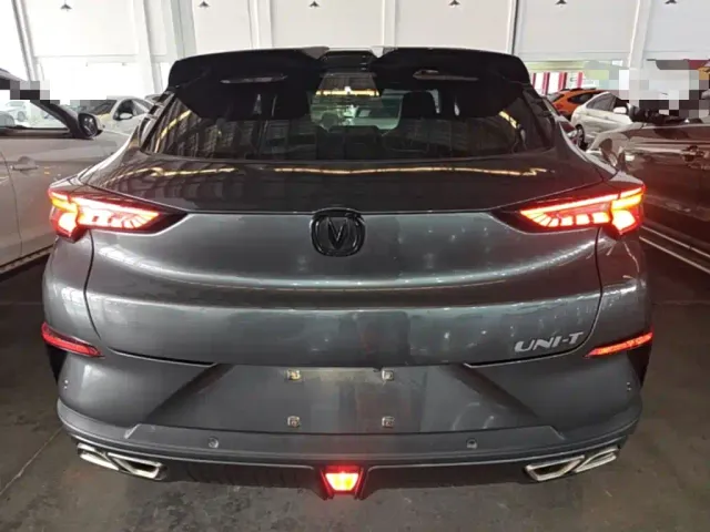 Changan Changan UNI-T 2022 1.5T Premium — Фото автомобиля 5