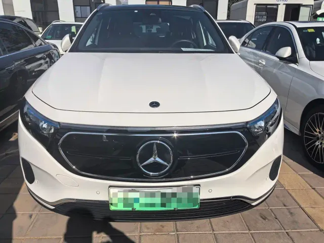 Mercedes-Benz EQA — Фото автомобиля 3