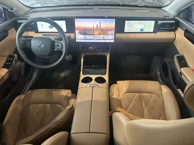 Leapmotor C01 — Фото автомобиля 4