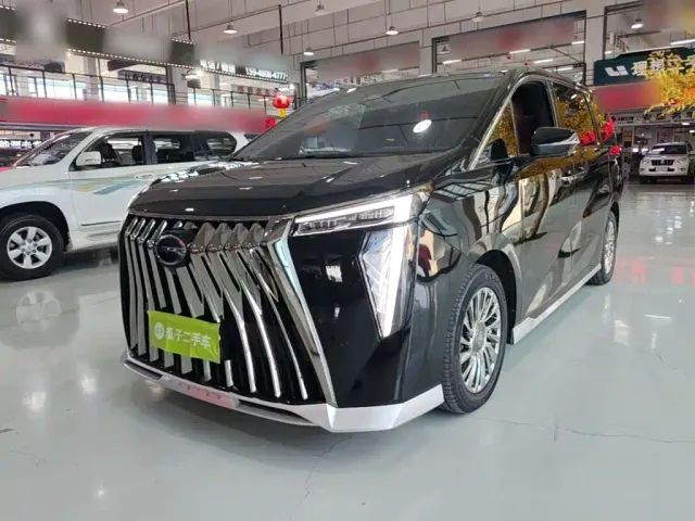 Фотография автомобиля — GAC Trumpchi M8