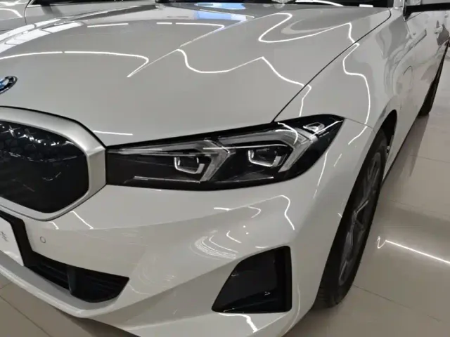 BMW i3 — Фото автомобиля 23