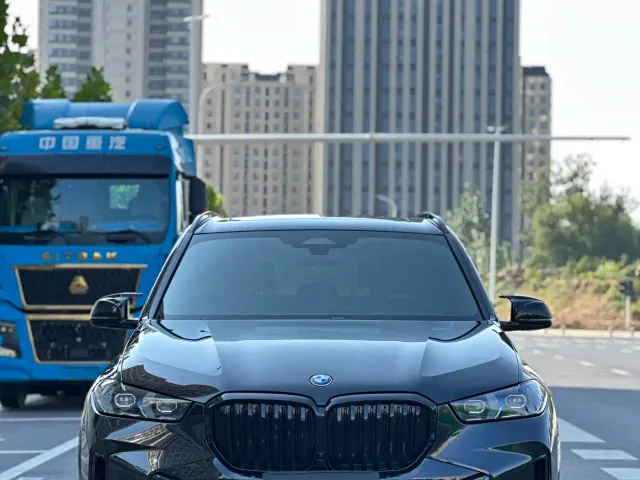 BMW X5 — Фото автомобиля 2
