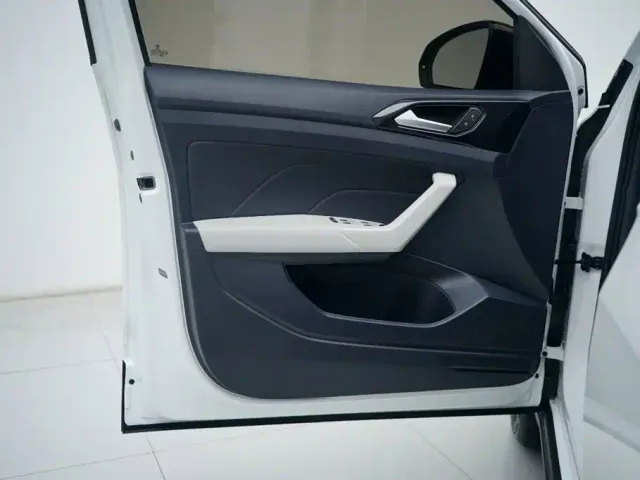 Volkswagen Tharu — Фото автомобиля 14