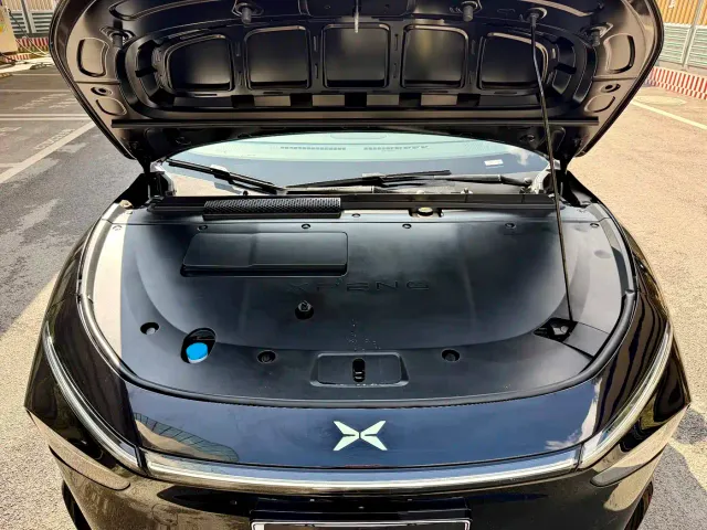 Xpeng P7+ — Фото автомобиля 15