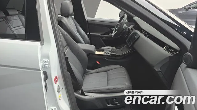 Land Rover Range Rover Evoque Range Rover Evoque 2 поколение — Фото автомобиля 10