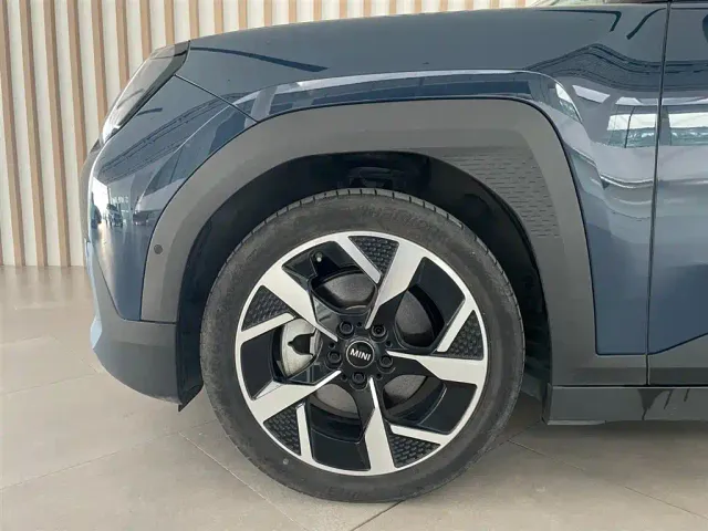 MINI Electric MINI ACEMAN — Фото автомобиля 9
