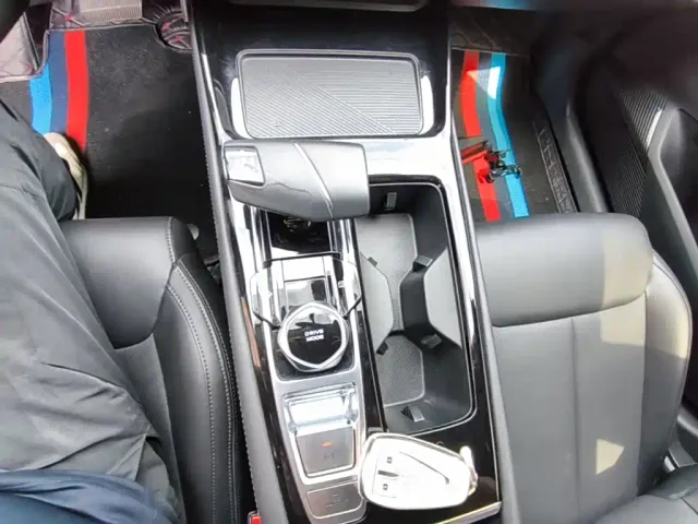 Changan Raeton Plus — Фото автомобиля 13