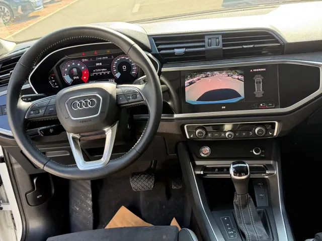 Audi Q3 — Фото автомобиля 12