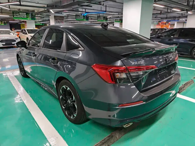 Honda Civic — Фото автомобиля 15