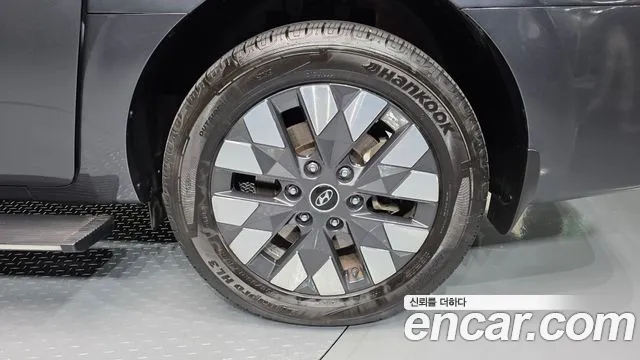 Hyundai Staria — Фото автомобиля 6