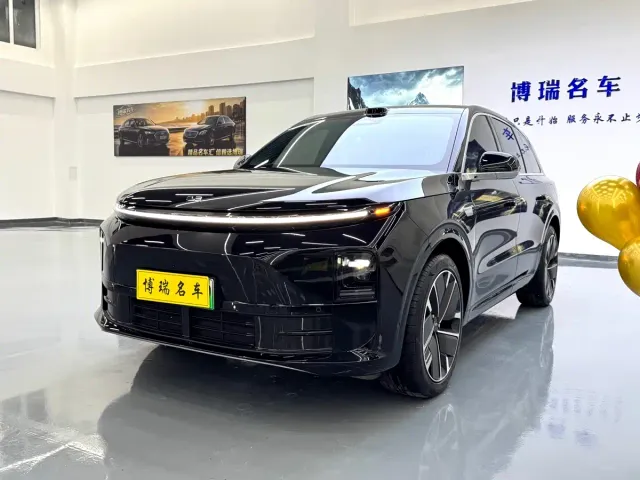 Фотография автомобиля — Li Auto L6