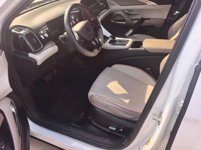 BYD Song Pro — Фото автомобиля 9