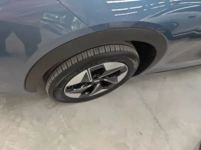 Geely Galaxy E5 — Фото автомобиля 22