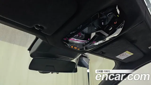 BMW i7 — Фото автомобиля 15