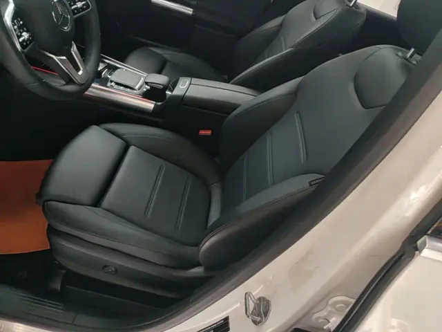 Mercedes-Benz GLA-Class — Фото автомобиля 14