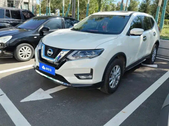 Фотография автомобиля — Nissan X-Trail