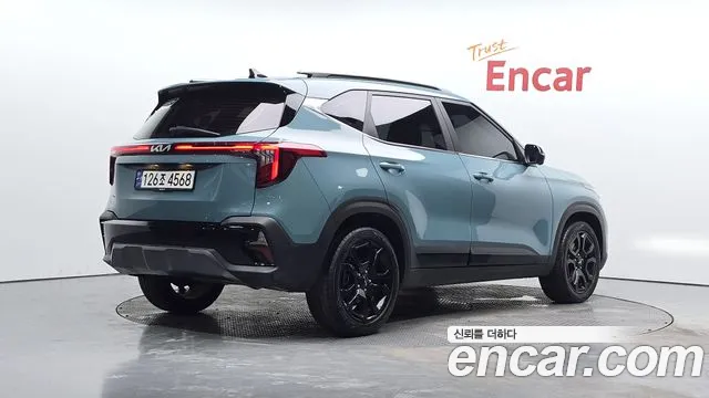 Kia Seltos Бензин 1.6 турбо 2WD — Фото автомобиля 2