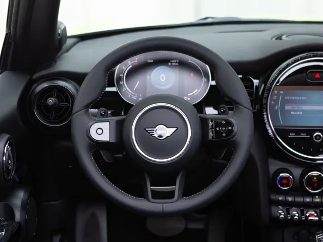 MINI Hatch — Фото автомобиля 9