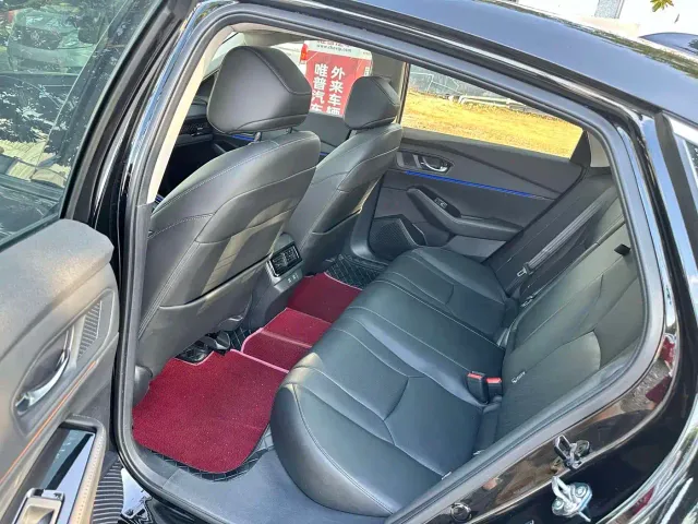 Honda Accord — Фото автомобиля 8