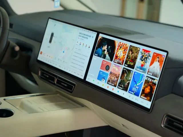 Li Auto MEGA — Фото автомобиля 18