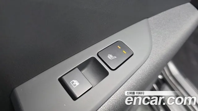 Kia Niro — Фото автомобиля 16
