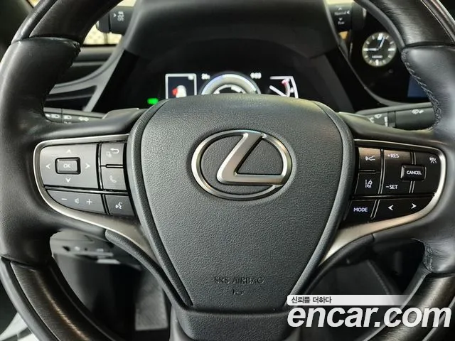 Lexus ES Generation 7 — Фото автомобиля 6
