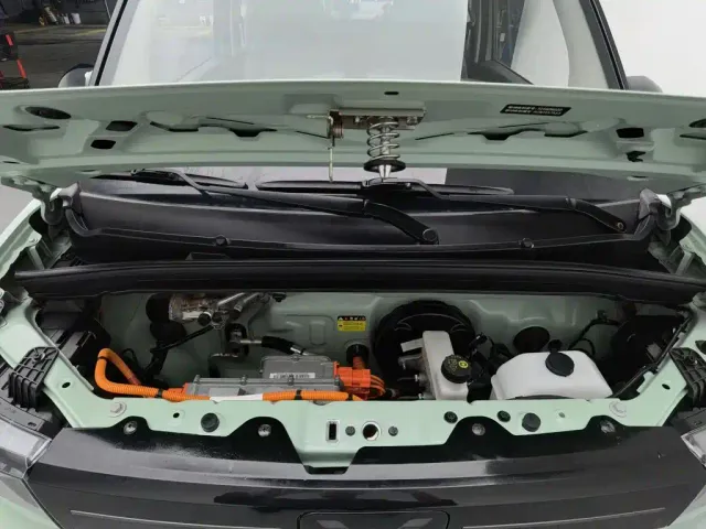 Wuling Hongguang Mini EV — Фото автомобиля 6