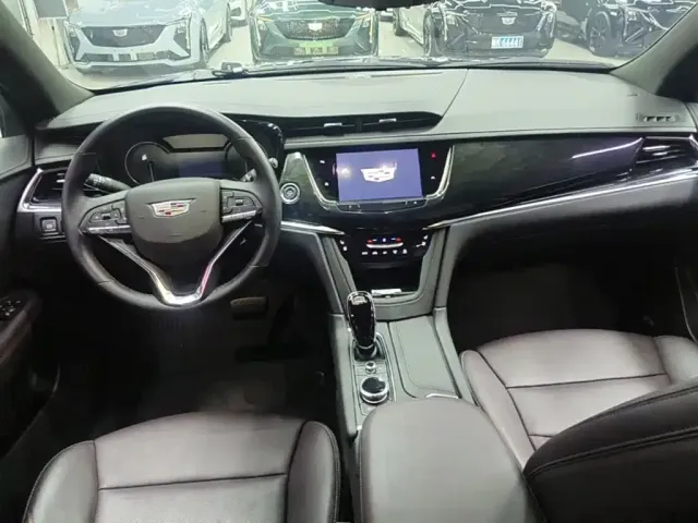 Cadillac XT6 — Фото автомобиля 9