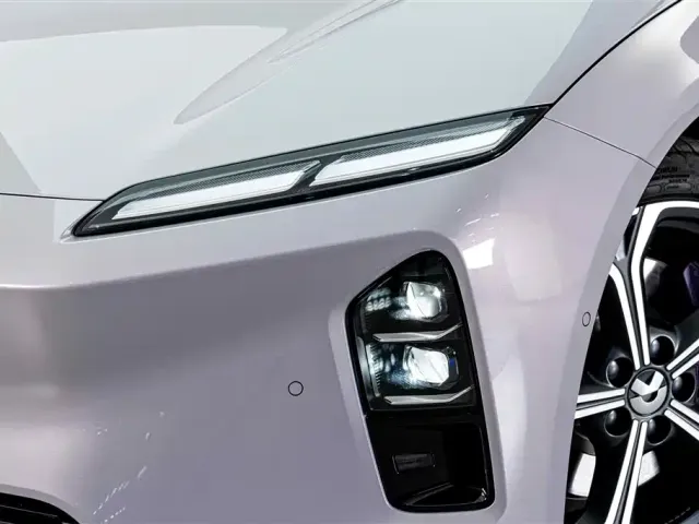 Nio ET5 Touring — Фото автомобиля 4