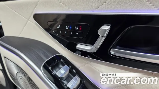 Mercedes-Benz S-Class — Фото автомобиля 14