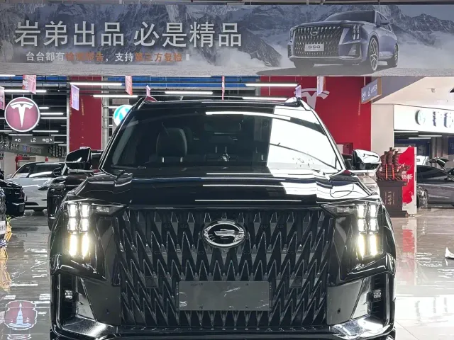GAC Trumpchi GS8 — Фото автомобиля 3