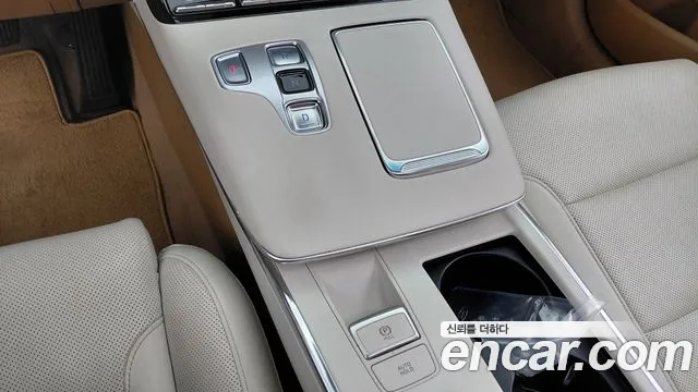 Hyundai Grandeur Exclusive — Фото автомобиля 9