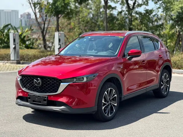 Фотография автомобиля — Mazda CX-5