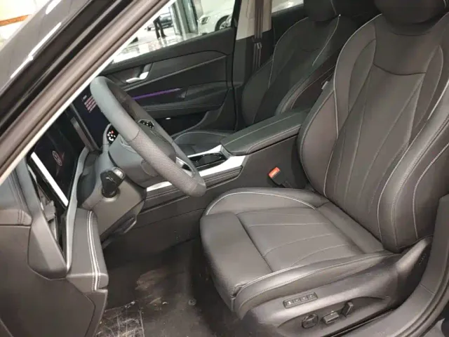 Volkswagen Passat — Фото автомобиля 14