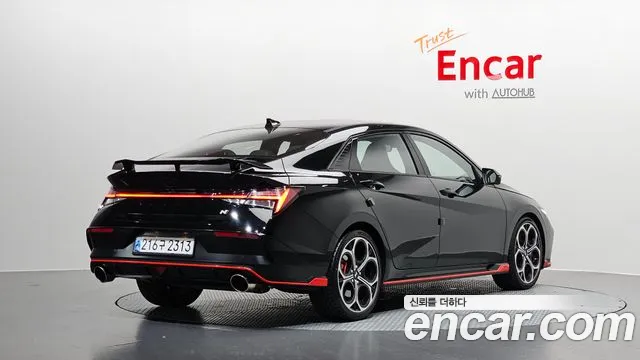 Hyundai AVANTE — Фото автомобиля 2