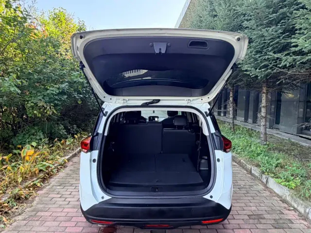 Chevrolet Orlando — Фото автомобиля 7