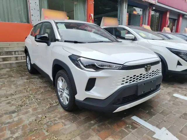 Toyota Corolla Cross — Фото автомобиля 7